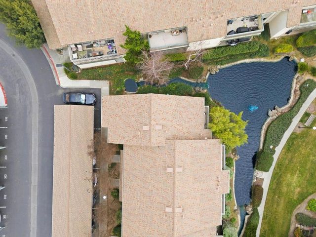 1045 Summershore Court, San Jose, CA 95122