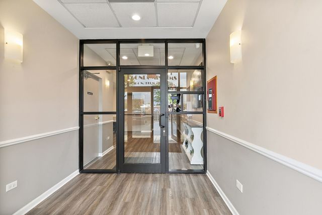 104 N Plum Grove Road 504, Palatine, IL 60067