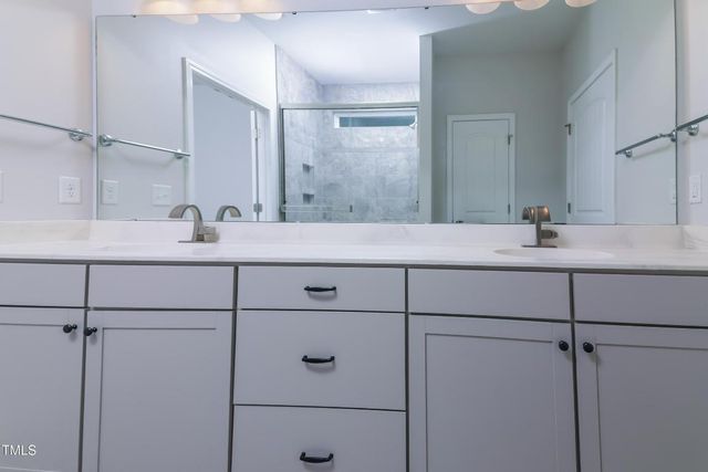 35 Pathway Drive, Clayton, NC 27527