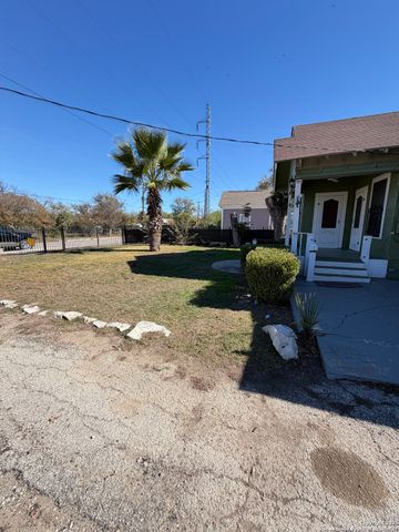 702 Patton, San Antonio, TX 78237