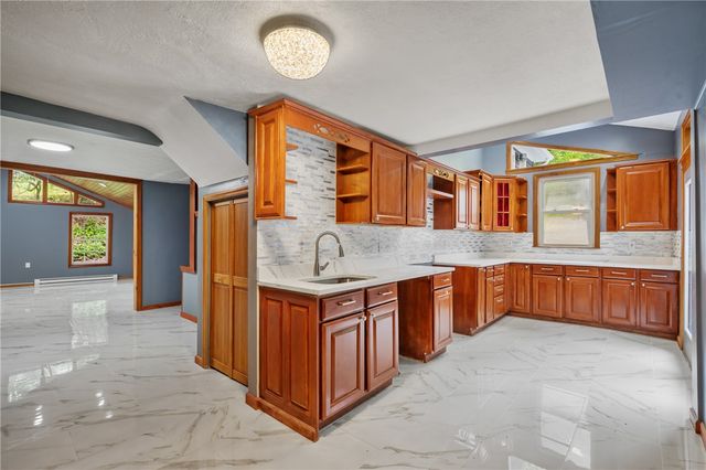 101 Weber Rd, Aleppo, PA 15143