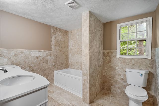 101 Weber Rd, Aleppo, PA 15143