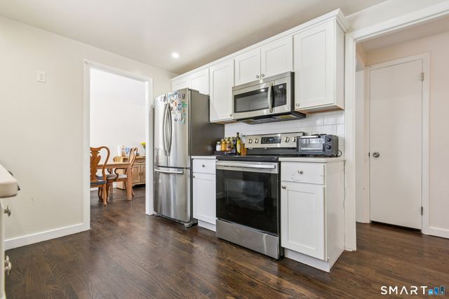 114 Colony Street, Hamden, CT 06518