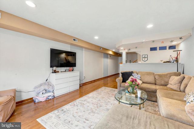 1317 SOUTH ST, Philadelphia, PA 19147