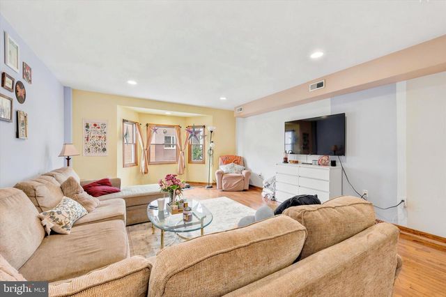 1317 SOUTH ST, Philadelphia, PA 19147