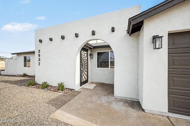 3937 E ANDORRA Drive, Phoenix, AZ 85032