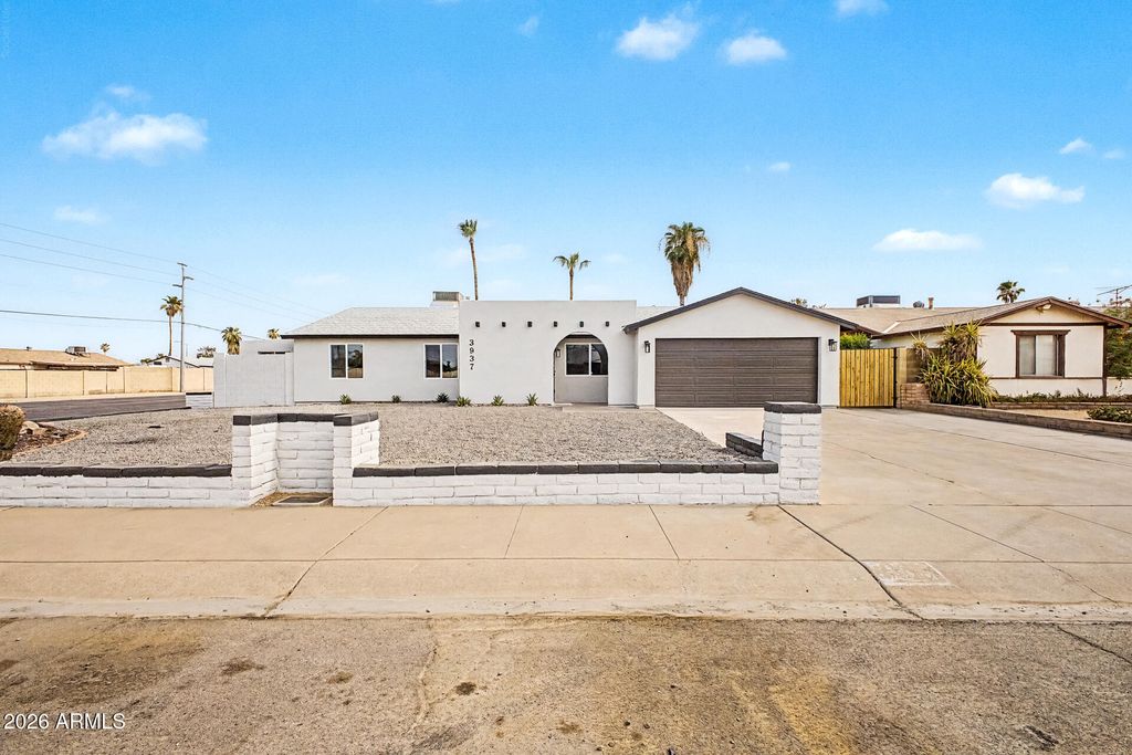 3937 E ANDORRA Drive, Phoenix, AZ 85032 — photo 2