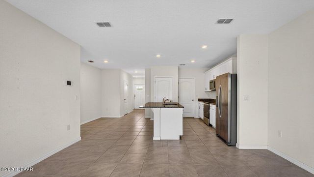 28 Bella Lago Circle, Port Orange, FL 32129