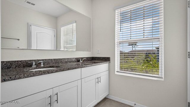 28 Bella Lago Circle, Port Orange, FL 32129
