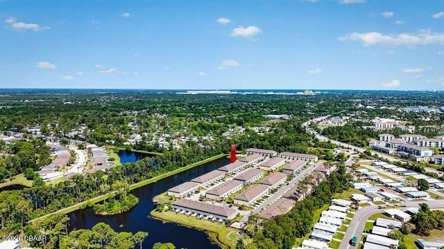28 Bella Lago Circle, Port Orange, FL 32129