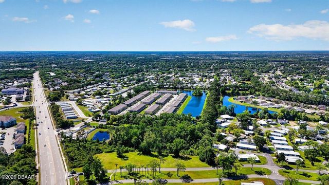 28 Bella Lago Circle, Port Orange, FL 32129