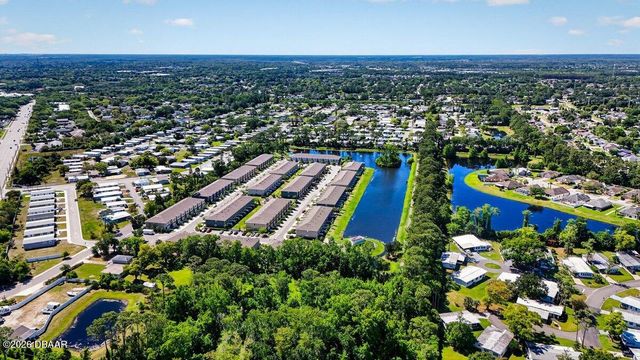 28 Bella Lago Circle, Port Orange, FL 32129