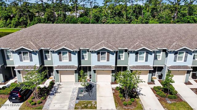 28 Bella Lago Circle, Port Orange, FL 32129