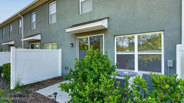 28 Bella Lago Circle, Port Orange, FL 32129
