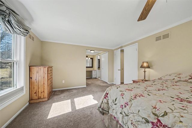 5363 Clearview Drive, Troy, MI 48098