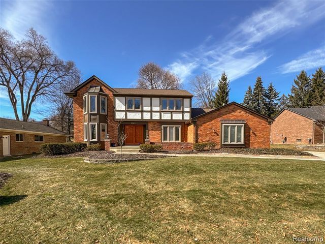 5363 Clearview Drive, Troy, MI 48098