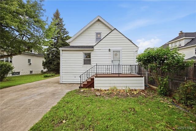 19 Reo Avenue, Cheektowaga, NY 14211
