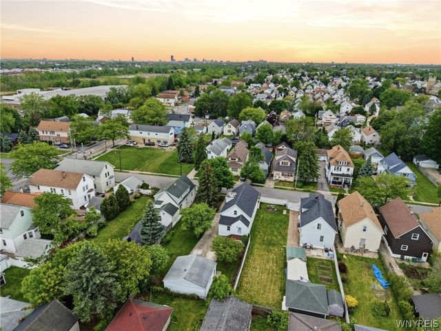19 Reo Avenue, Cheektowaga, NY 14211