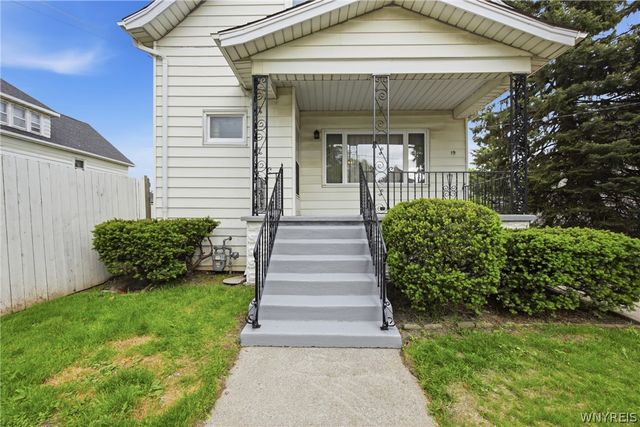 19 Reo Avenue, Cheektowaga, NY 14211