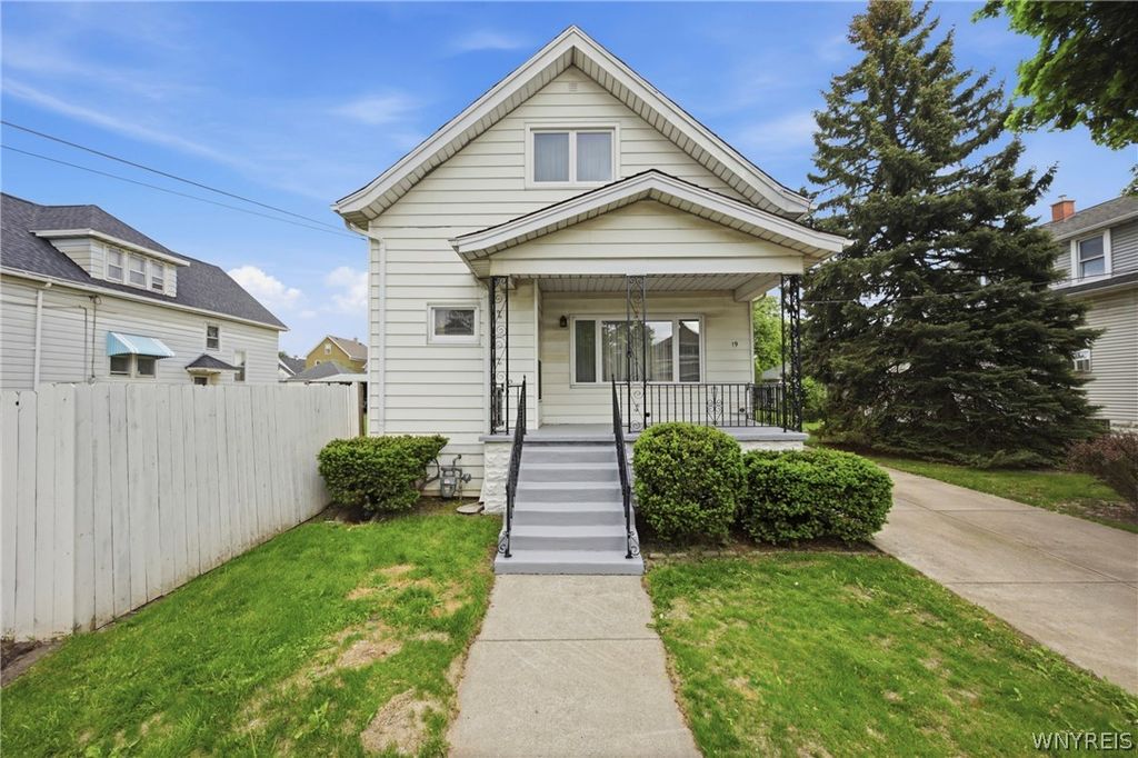 19 Reo Avenue, Cheektowaga, NY 14211