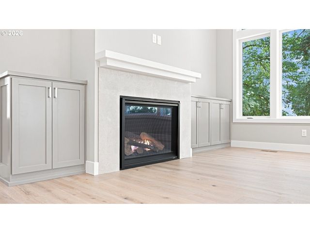 14960 Sw HAWK RIDGE Rd, Tigard, OR 97224