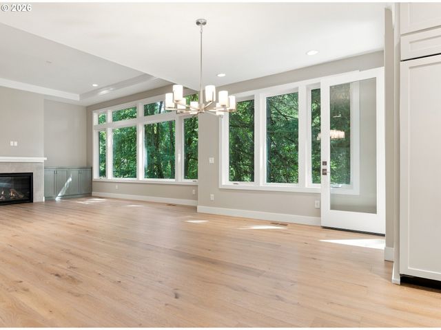14960 Sw HAWK RIDGE Rd, Tigard, OR 97224