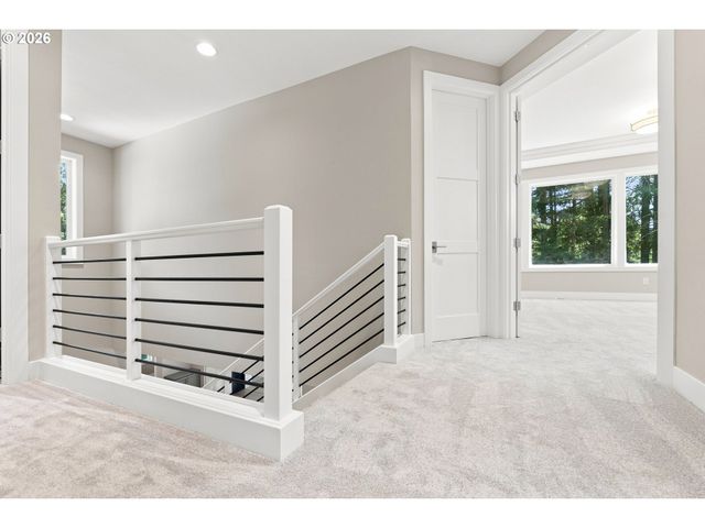 14960 Sw HAWK RIDGE Rd, Tigard, OR 97224