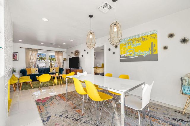 3963 E Calle San Antonio, Palm Springs, CA 92264