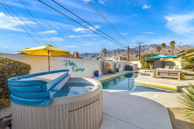 3963 E Calle San Antonio, Palm Springs, CA 92264