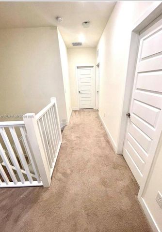 9083 NW 159th St 9083, Miami Lakes, FL 33018