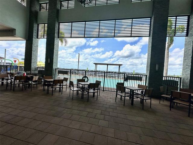 9083 NW 159th St 9083, Miami Lakes, FL 33018