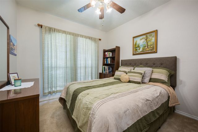 1 Finley Circle, Krum, TX 76249