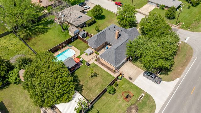 1 Finley Circle, Krum, TX 76249