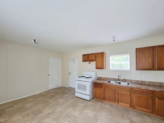 9203 Greens A, Humble, TX 77396