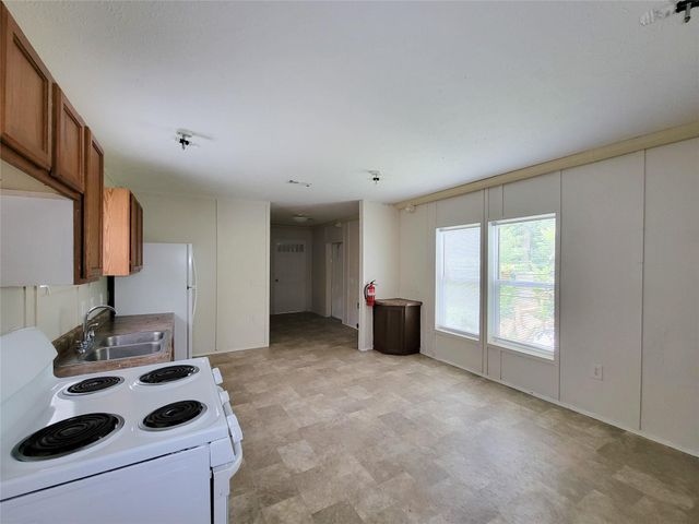 9203 Greens A, Humble, TX 77396