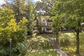 2258 Knapp Street, Saint Paul, MN 55108