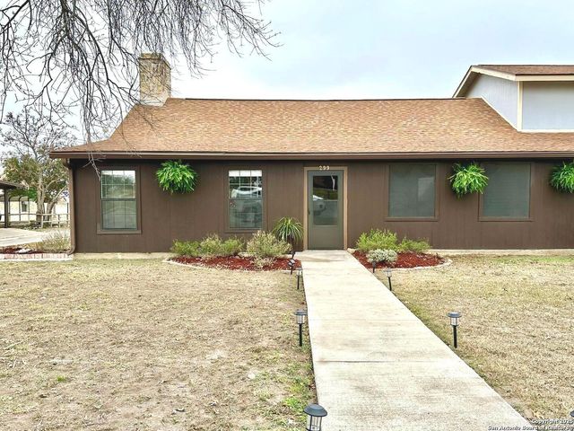 299 Fort Clark Rd, Brackettville, TX 78832