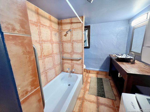 299 Fort Clark Rd, Brackettville, TX 78832