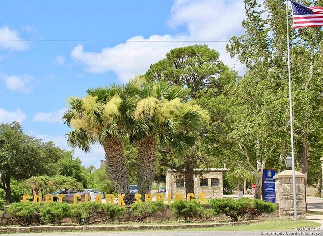 299 Fort Clark Rd, Brackettville, TX 78832