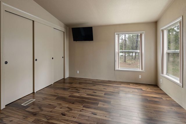 52935 Meadow Lane, La Pine, OR 97739