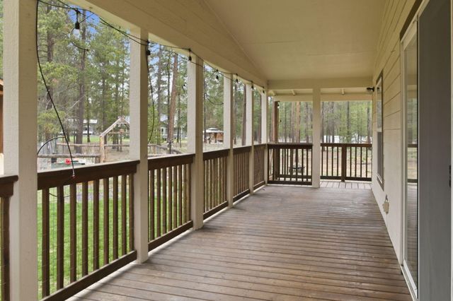 52935 Meadow Lane, La Pine, OR 97739
