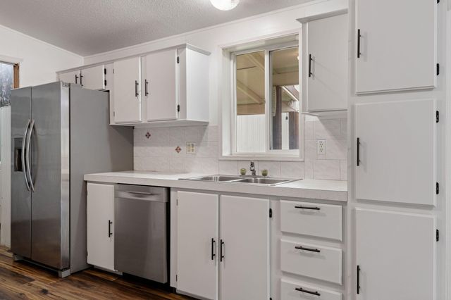 52935 Meadow Lane, La Pine, OR 97739