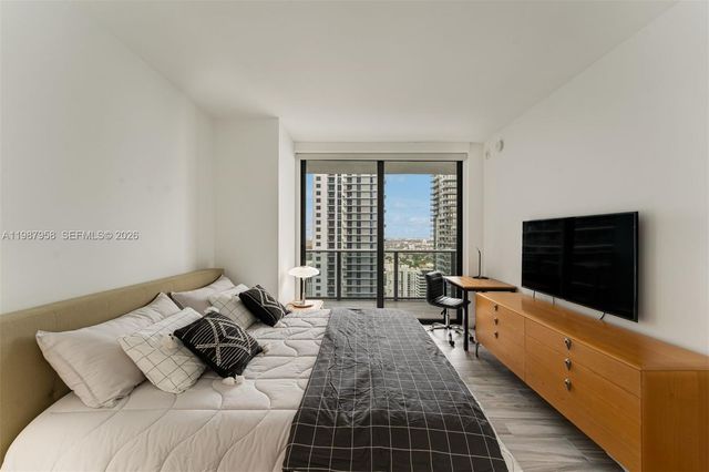 801 S Miami Ave 3509, Miami, FL 33130