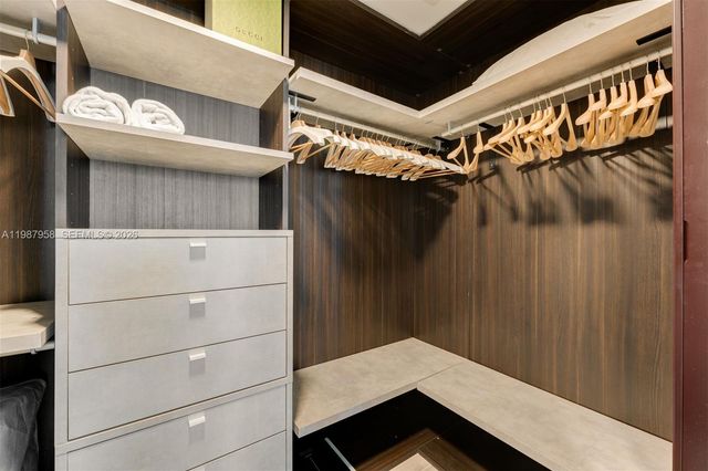 801 S Miami Ave 3509, Miami, FL 33130