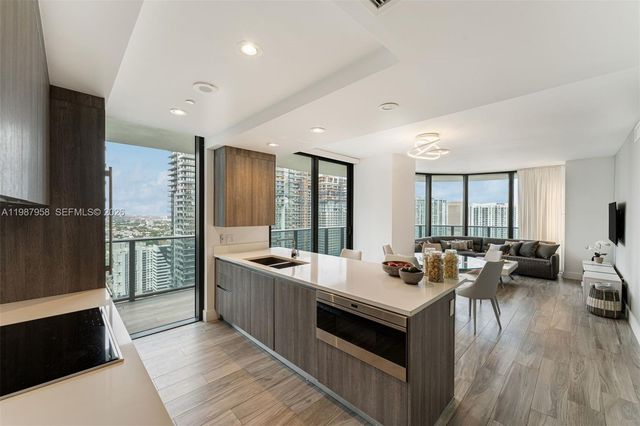 801 S Miami Ave 3509, Miami, FL 33130