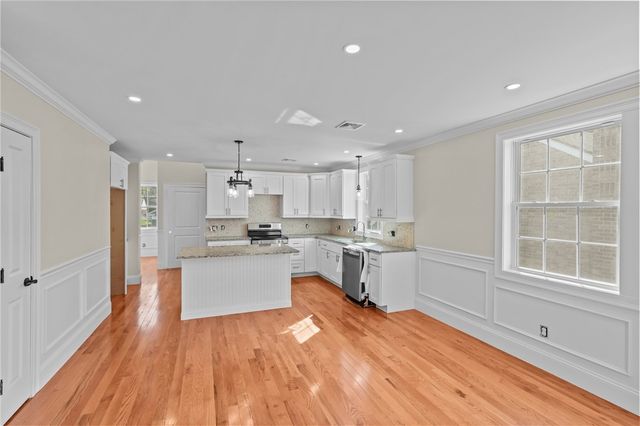 117 Sharon Street, Providence, RI 02908