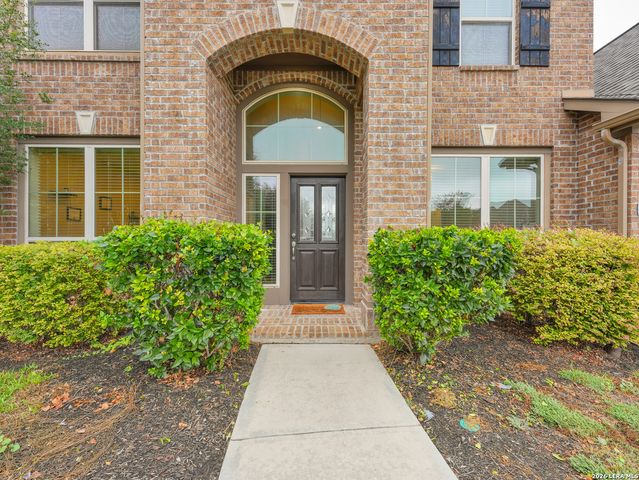3076 Split Rail Ln, Seguin, TX 78155