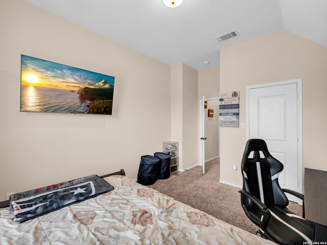 3076 Split Rail Ln, Seguin, TX 78155