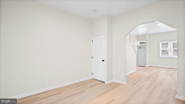 537 N MILTON AVE, Baltimore, MD 21205