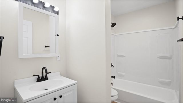 537 N MILTON AVE, Baltimore, MD 21205